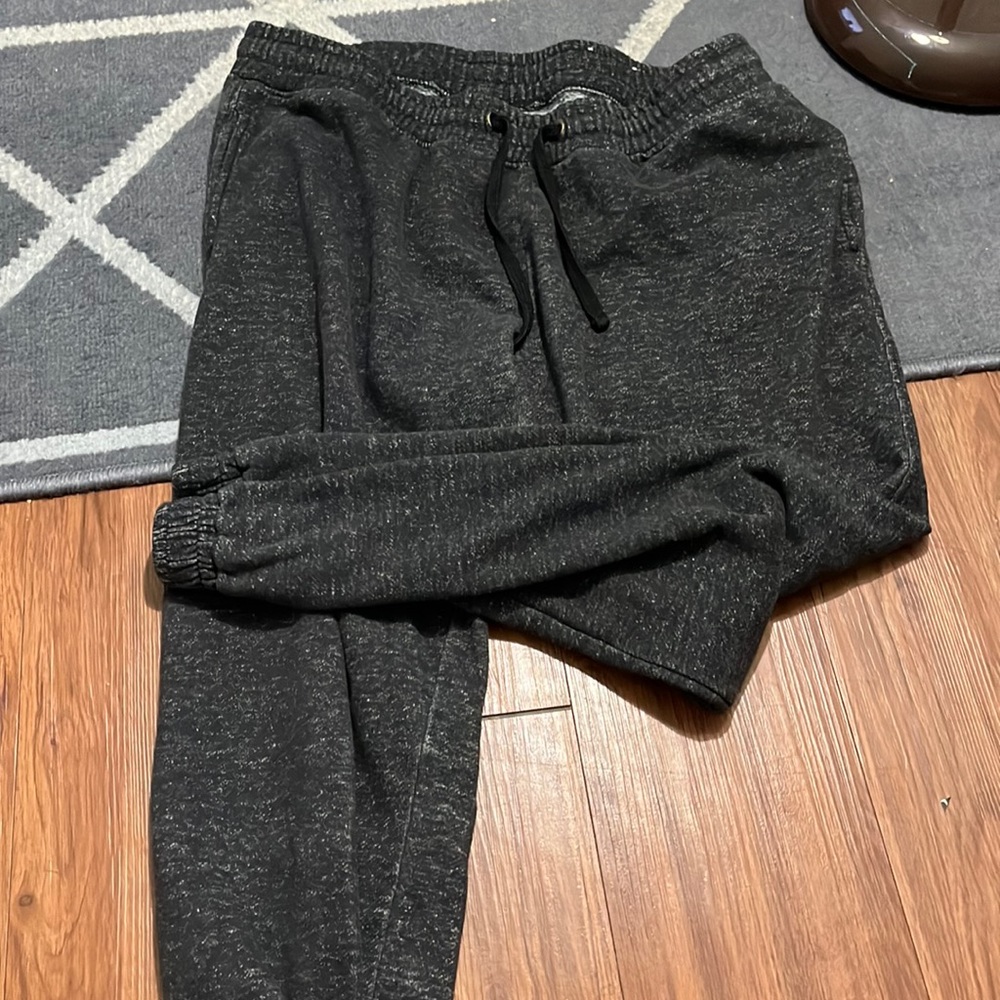 Cotton On joggers with elastic ankles and draw string waiste
